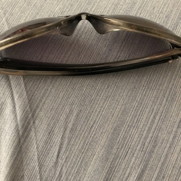 sunglasses - Picture 5 of 7